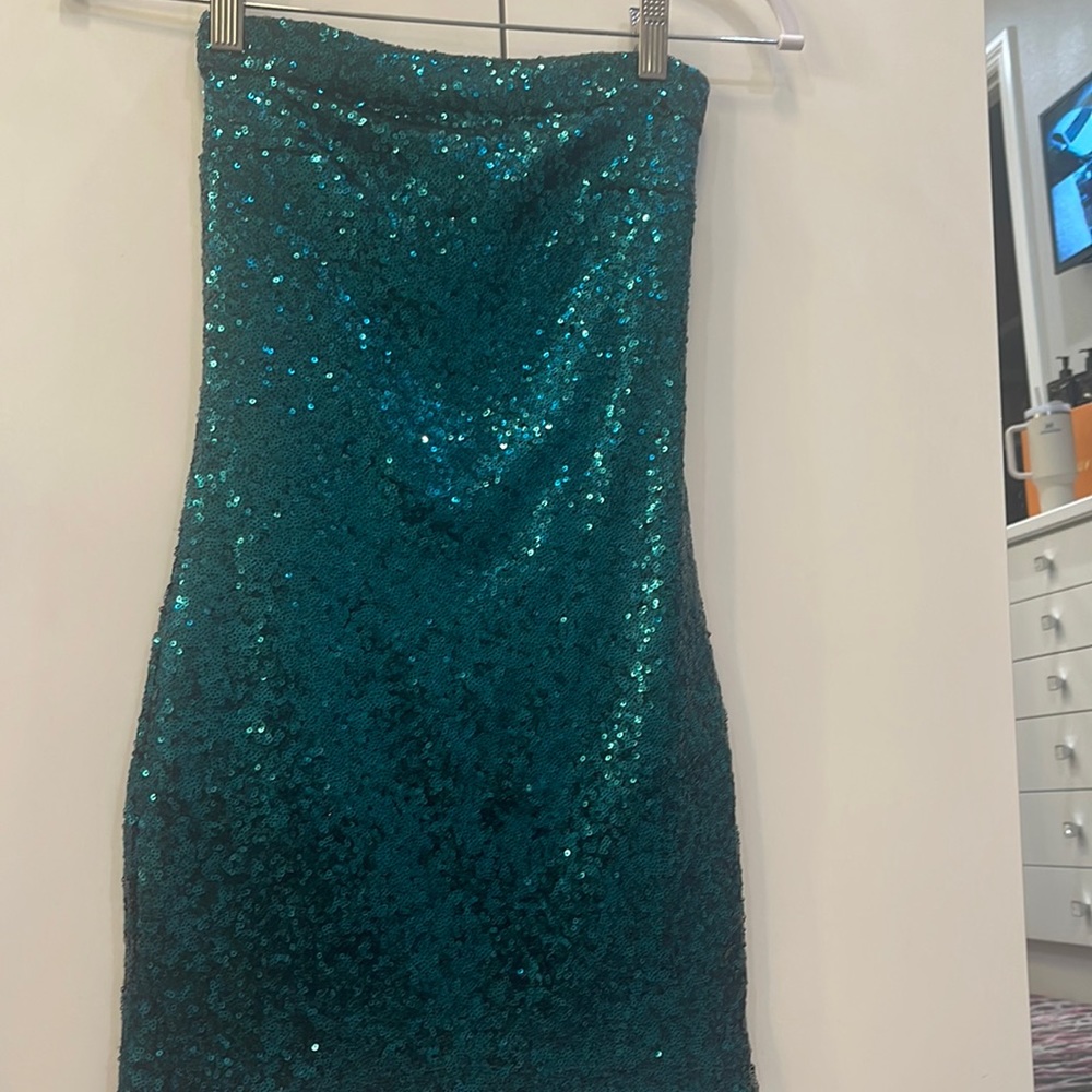 Teal sequin dress size small.. Super cute size small